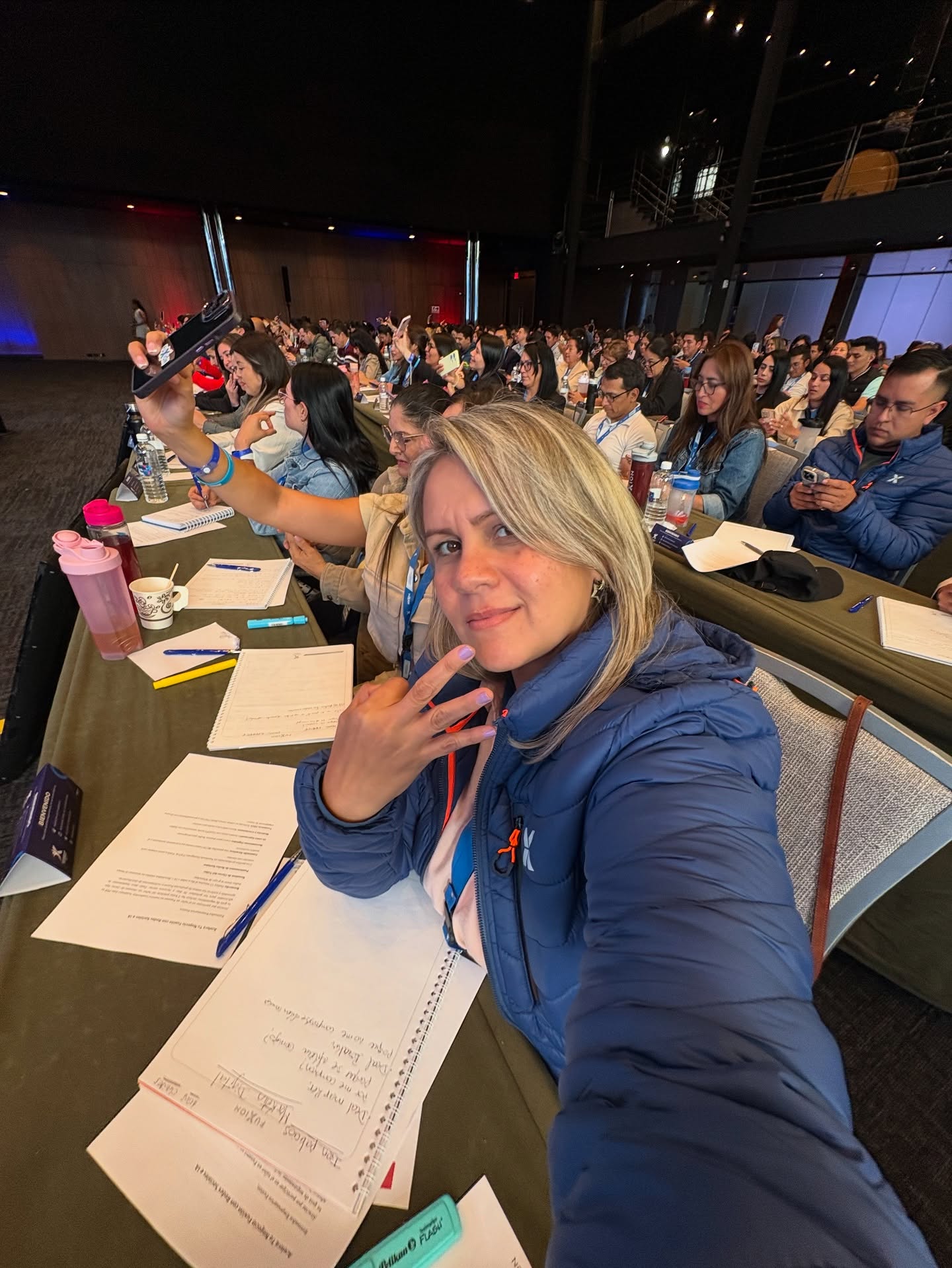 Roxy en evento FUXION